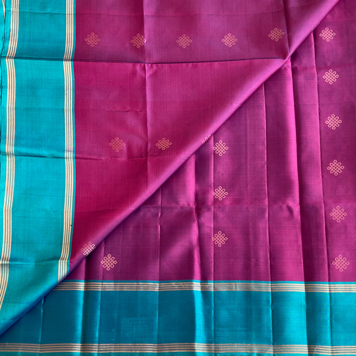 Deep Magenta Kollam Zari Designer Pure Silk Saree With Peacock Teal Pallu
