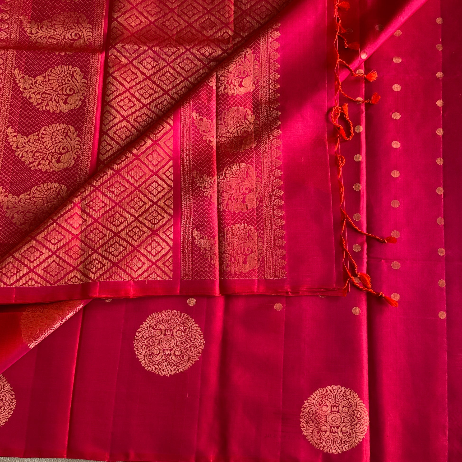 Fuchsia Silk Zari Saree With Geometric Pallu And Floral Medallions