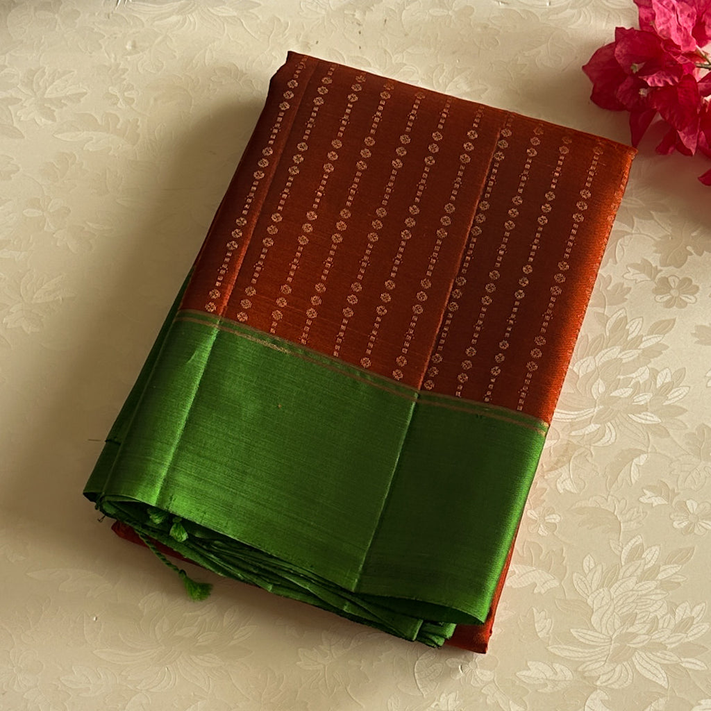Traditional Green Red Silk Saree Gold Zari Pallu Tassel Border