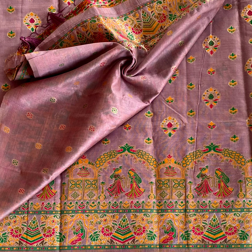 Elegant Dusty Mauve Brocade Saree with Gold Zari Tassels Traditional