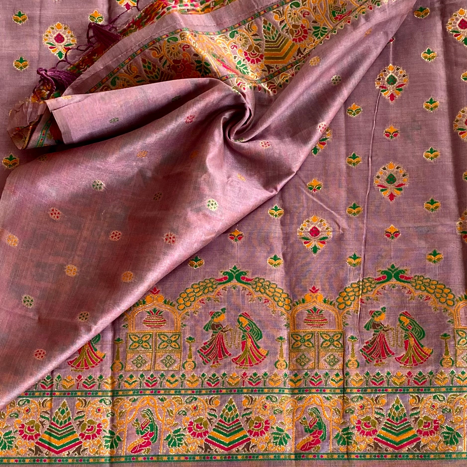 Elegant Dusty Mauve Brocade Saree with Gold Zari Tassels Traditional