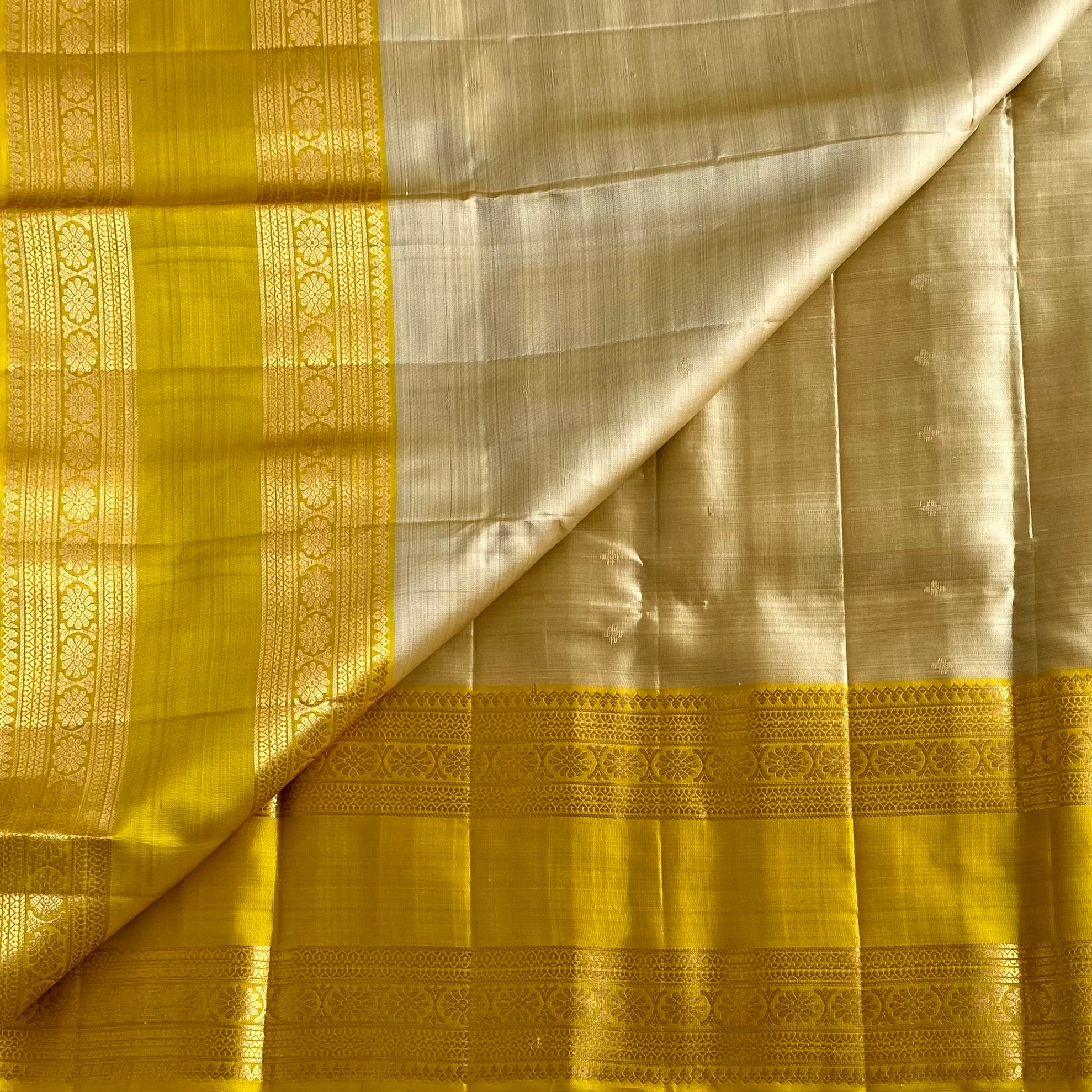 Cream Beige Designer Pure Silk Mustard Yellow Contrast Gold Zari