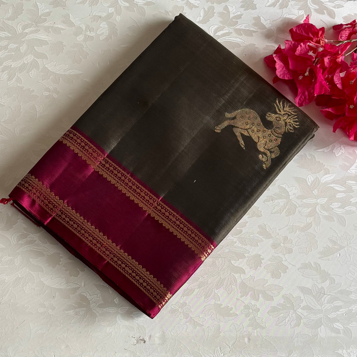 Rare Olive mix Grey Designer Pure Silk Saree With Magenta Pink Pallu