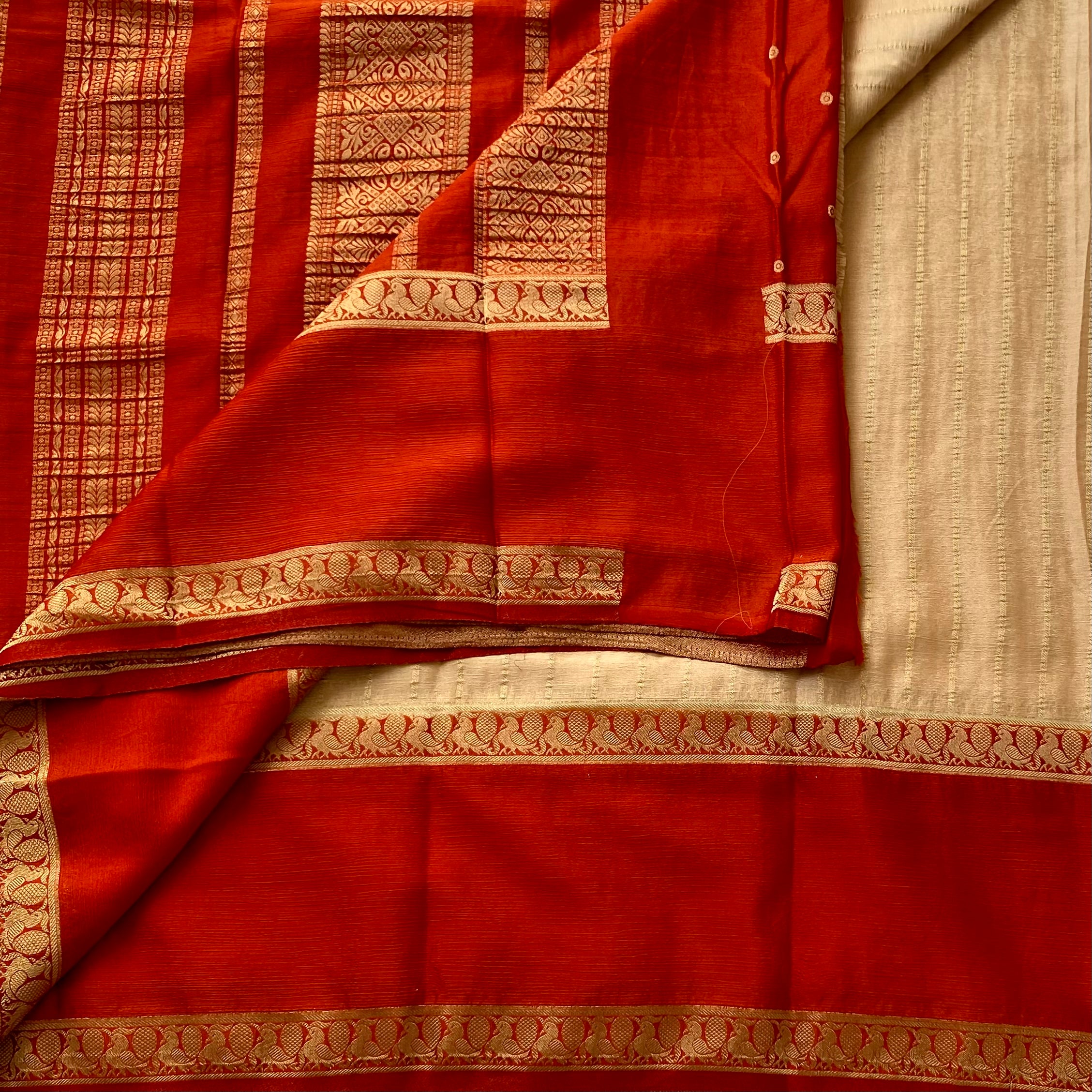 Burnt Orange Gold Zari Beige Pallu Traditional Festive Saree Elegance