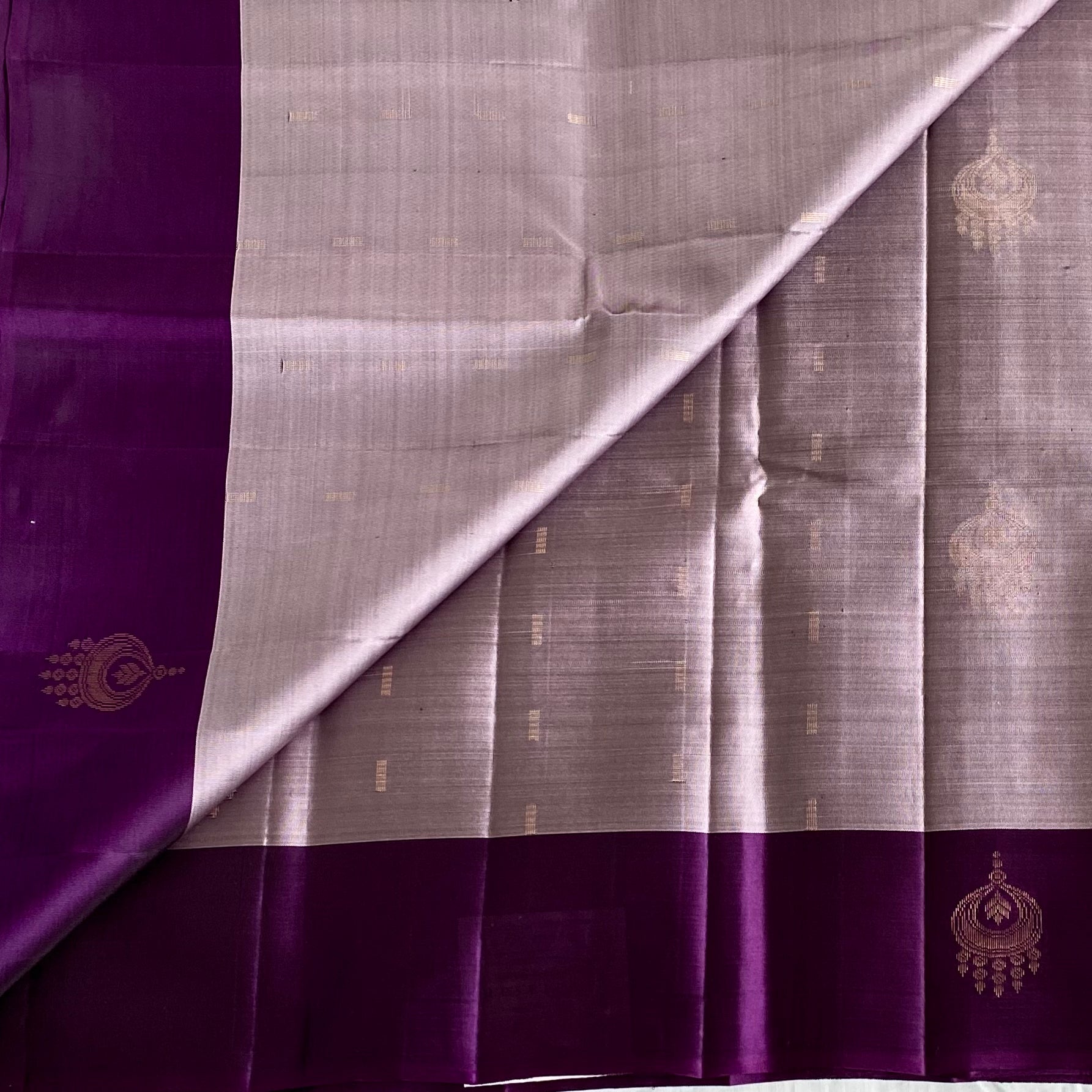 Pale Lavender Designer Pure Silk Saree With Deep Purple Pallu