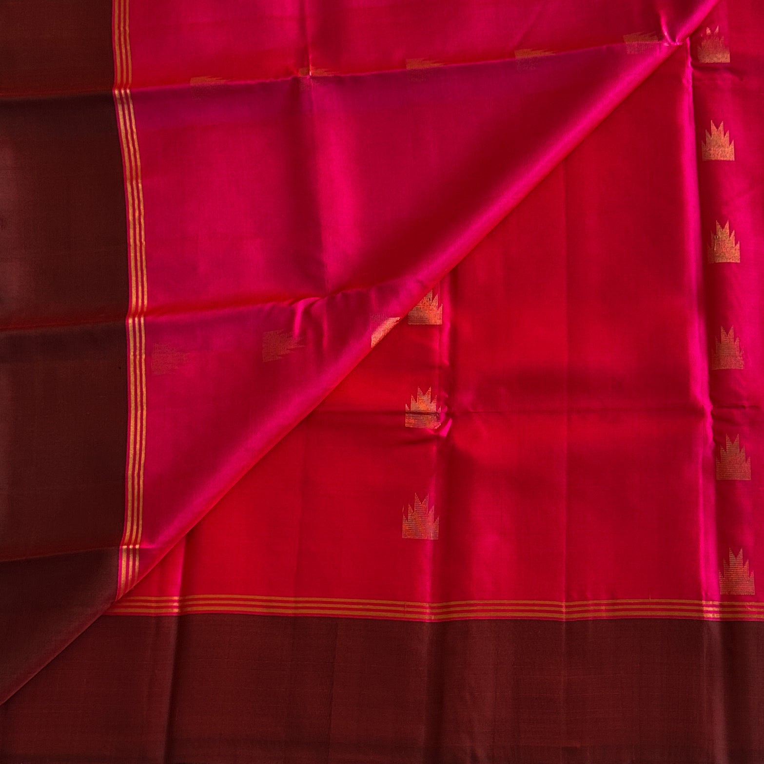 Magenta Silk Saree Burgundy Pallu Gold Temple Border Tassel