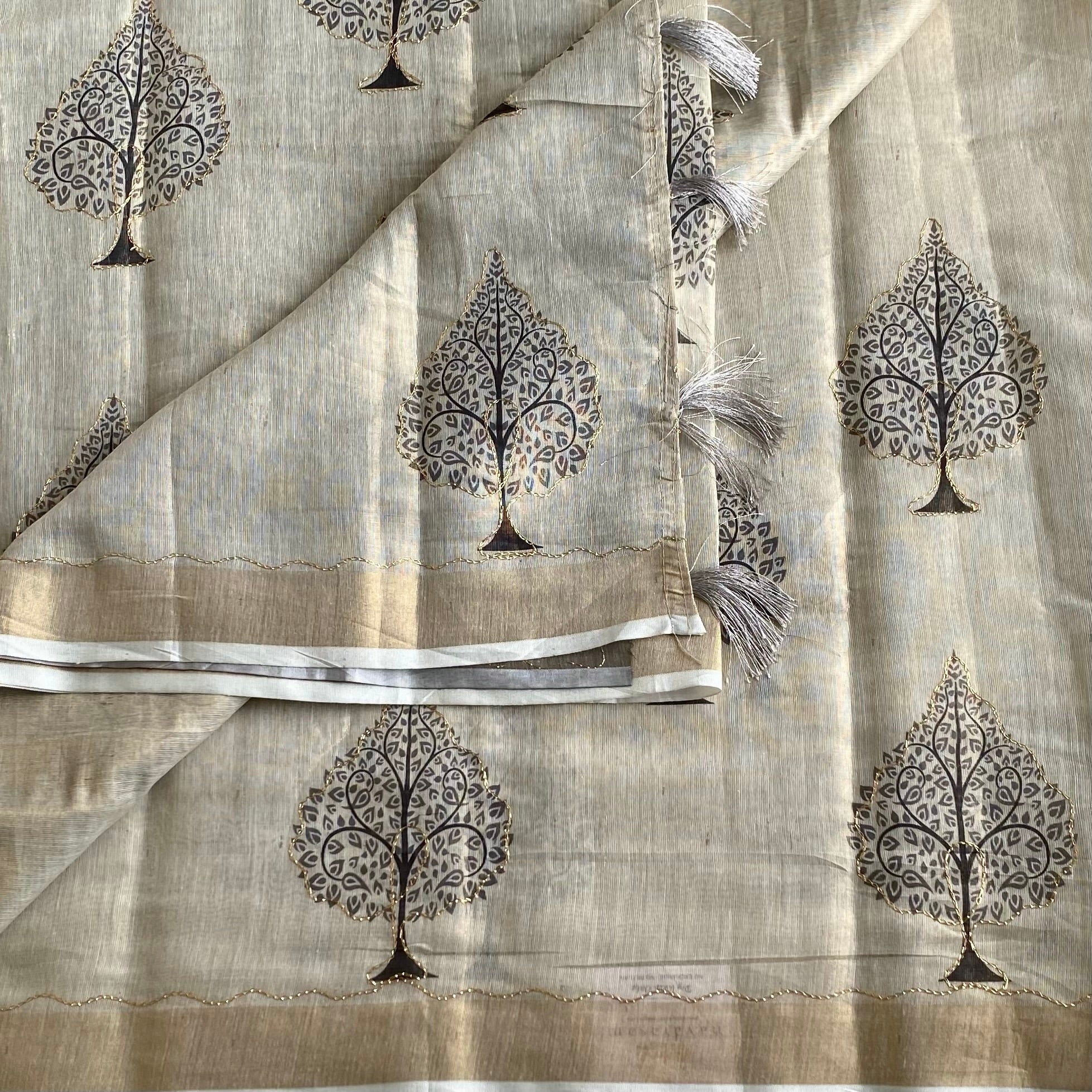 Muted Greyish Beige Soft Tussar Saree With Printed Designer Blouse