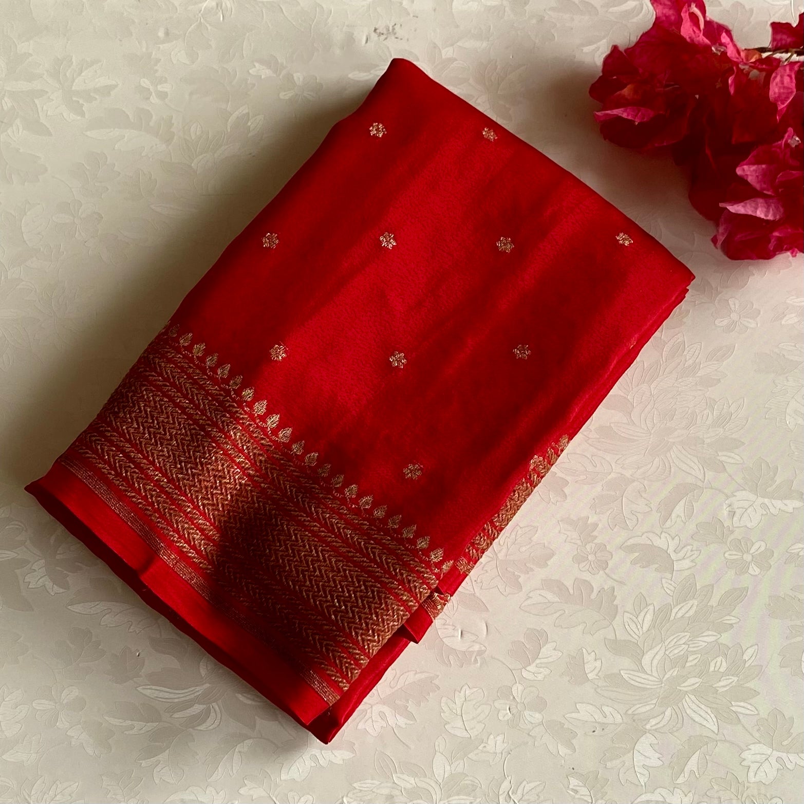 Banarasi Crepe Silk Scarlet Red With Antique Gold Brocade Pallu Saree