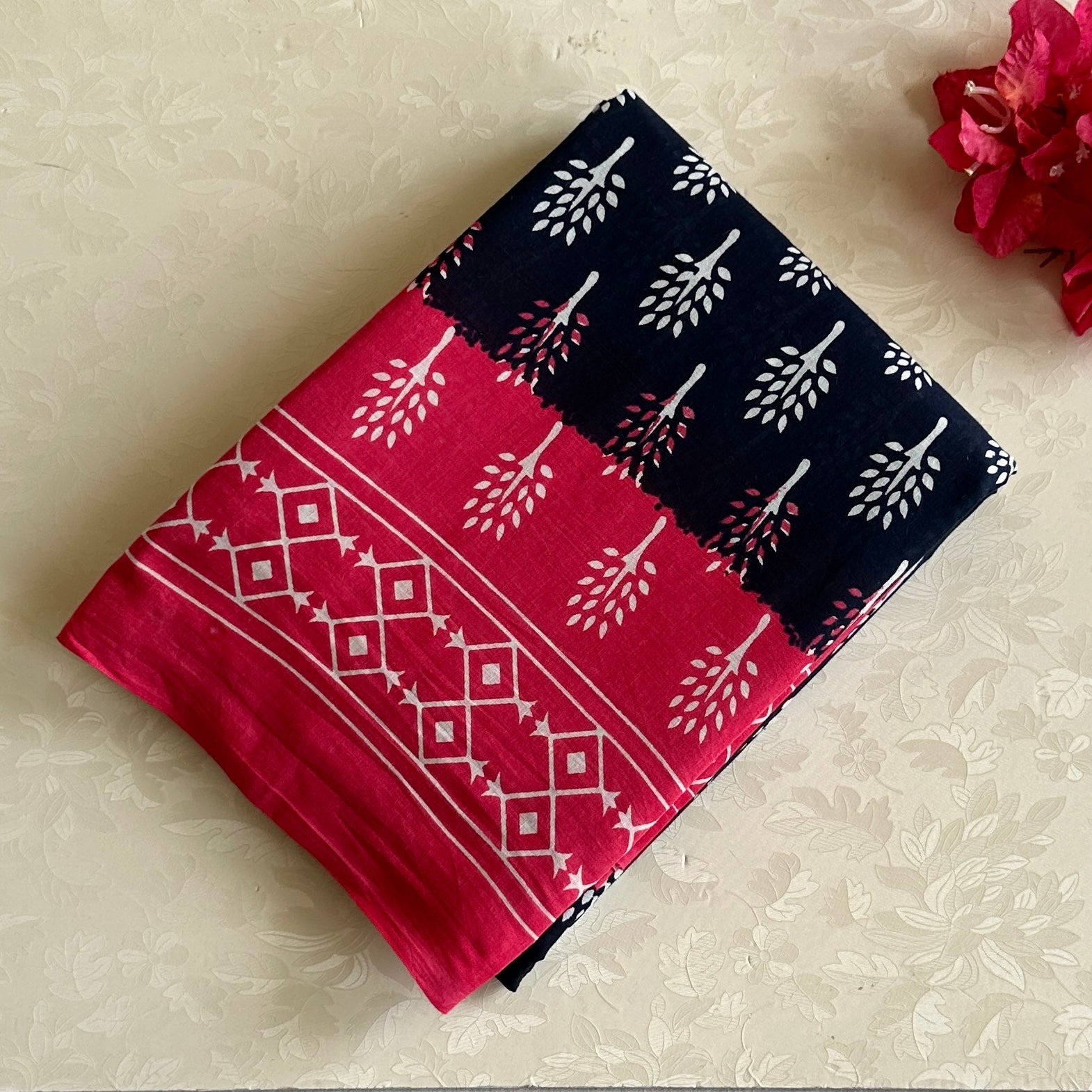 Rani Pink And Navy Blue Everyday Saree With White Block Prints