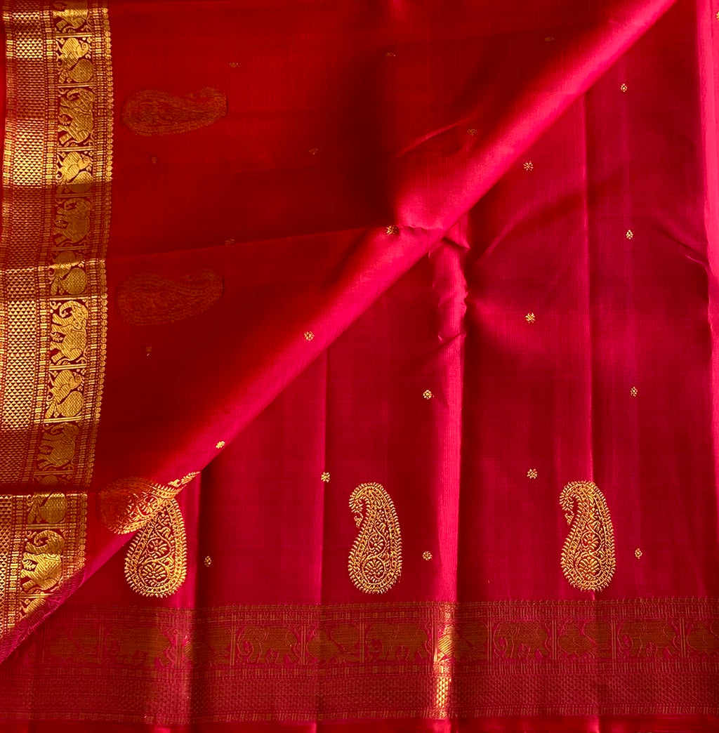 Scarlet Silk Zari Saree With Paisley Elephant Border Traditional Wedding Wear