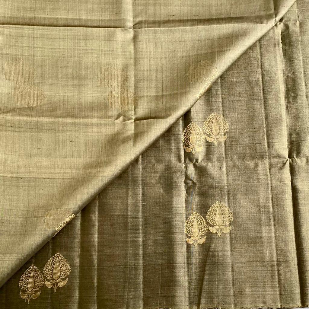 Metallic Sage Green Designer Pure Silk Saree With Magenta Pallu