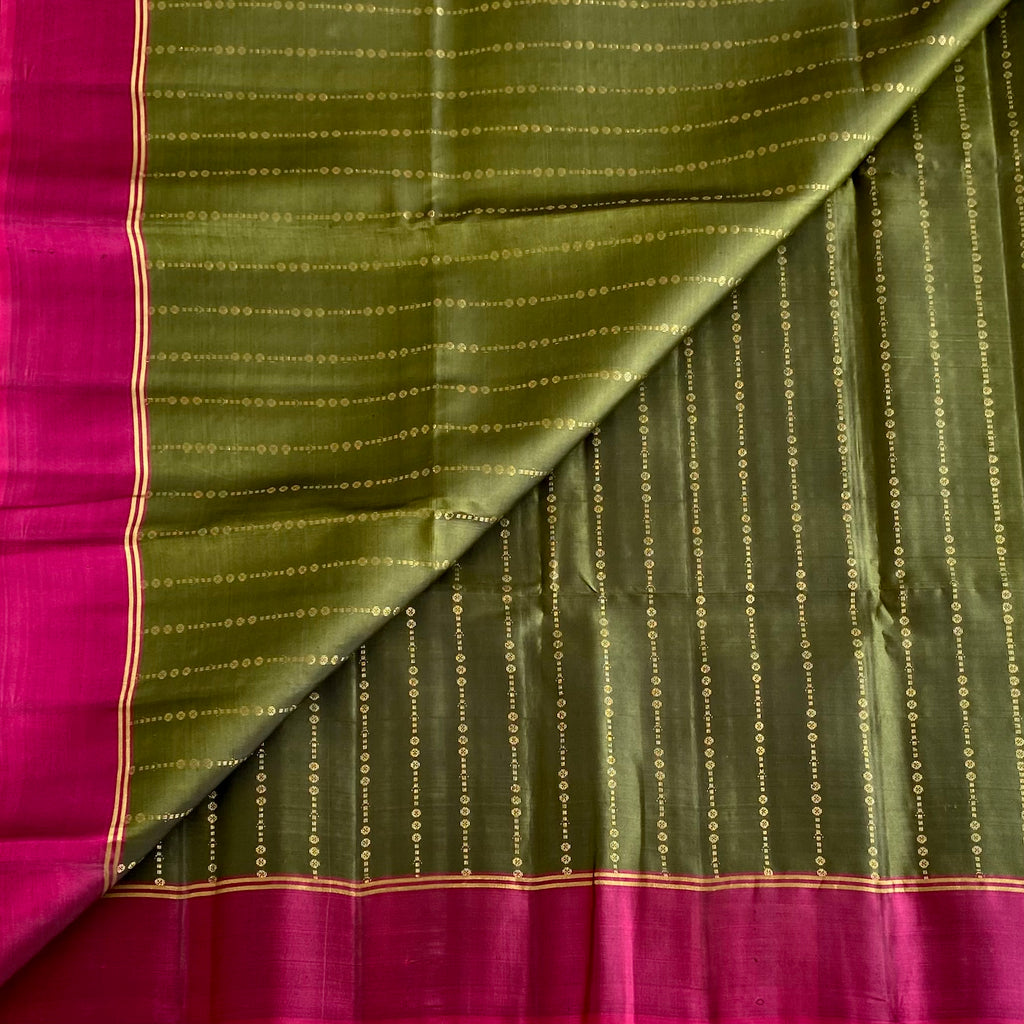 Deep Olive Green Designer Pure Silk Saree With Rani Pink Pallu Gold Border