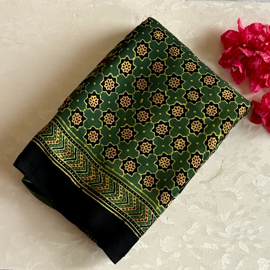 Forest Green Printed Silk Saree Olive Pallu Gold Zari Border