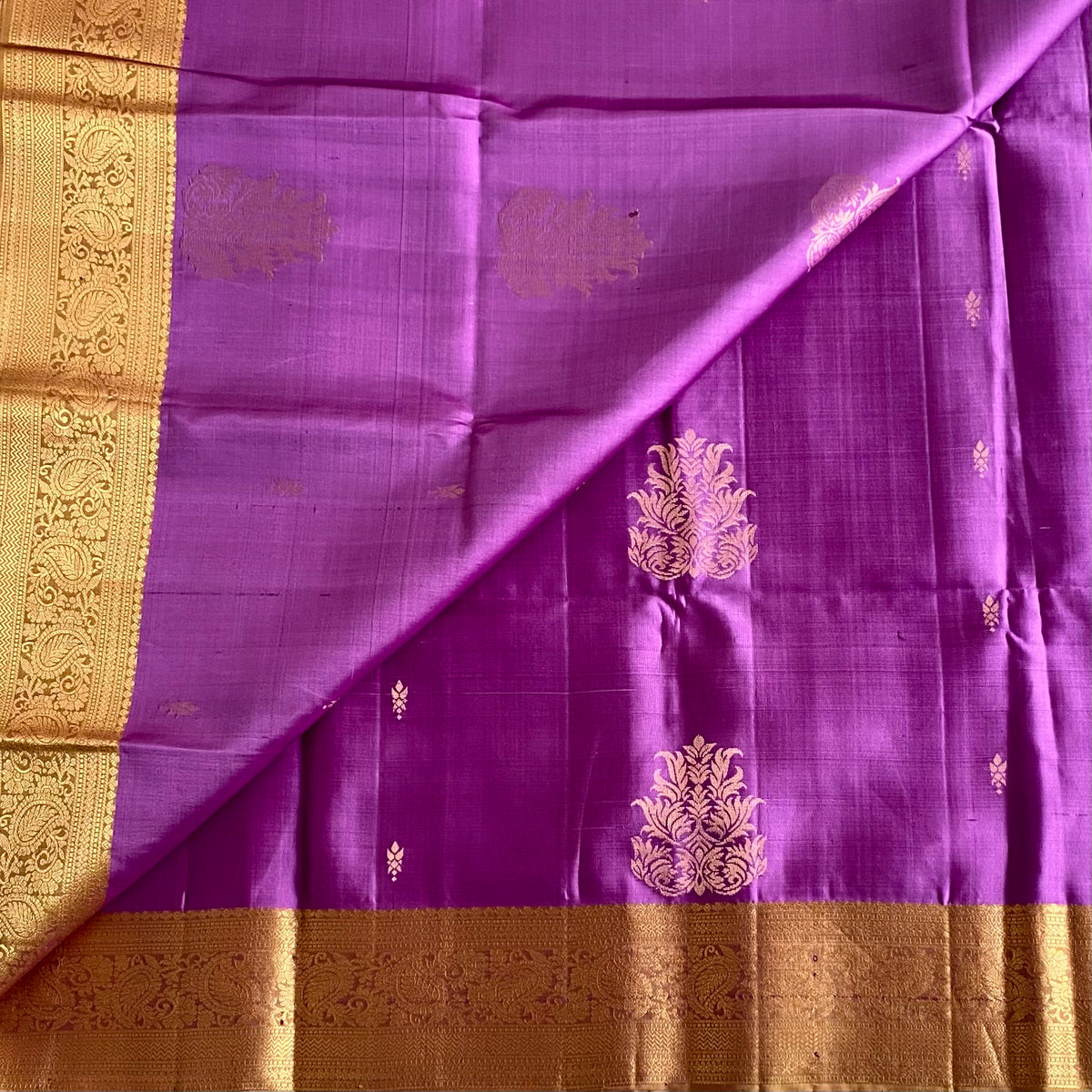 Lilac Lavender Designer Pure Silk Saree With Antique Gold Pallu