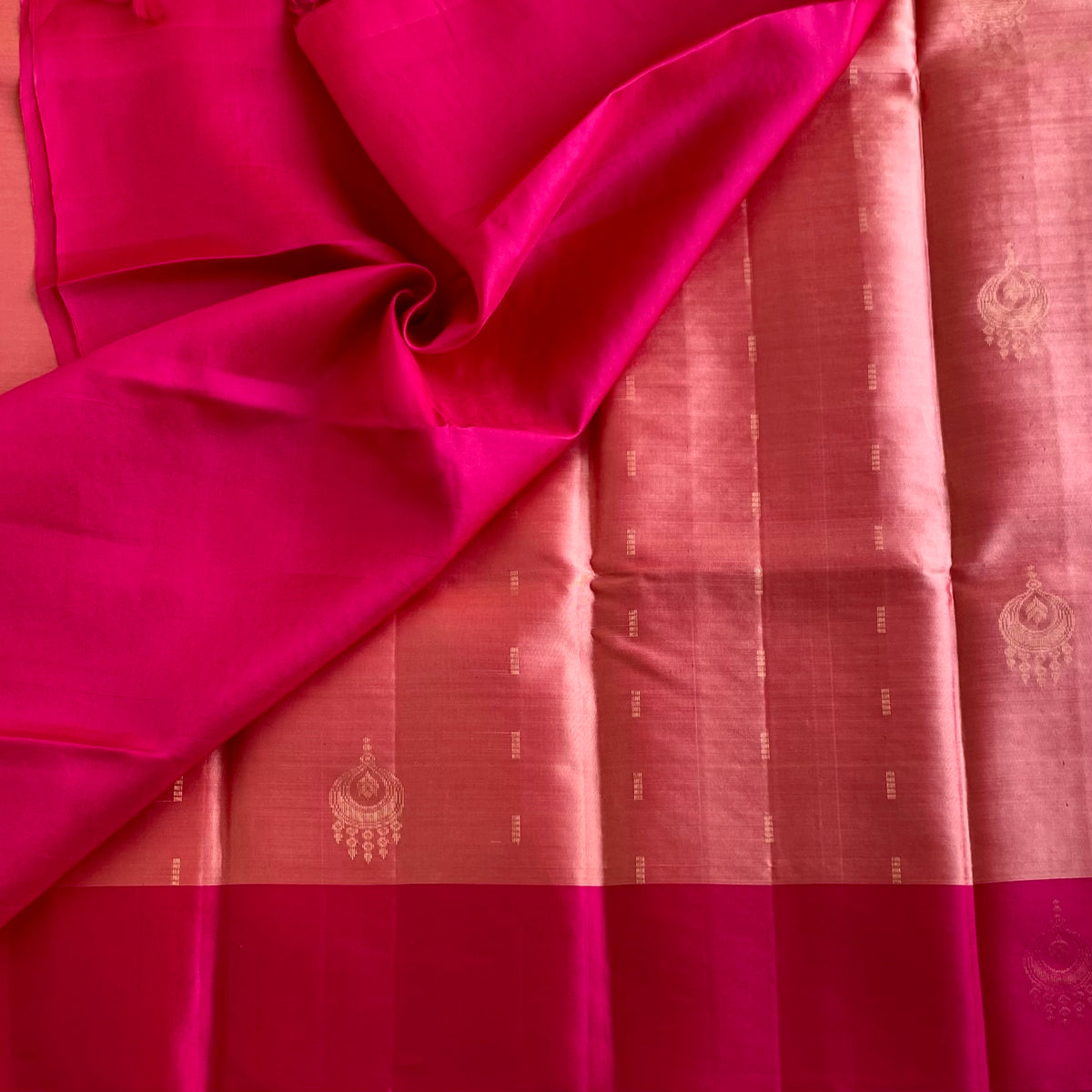 Coral Blush Designer Pure Silk Saree With Rani Pink Pallu