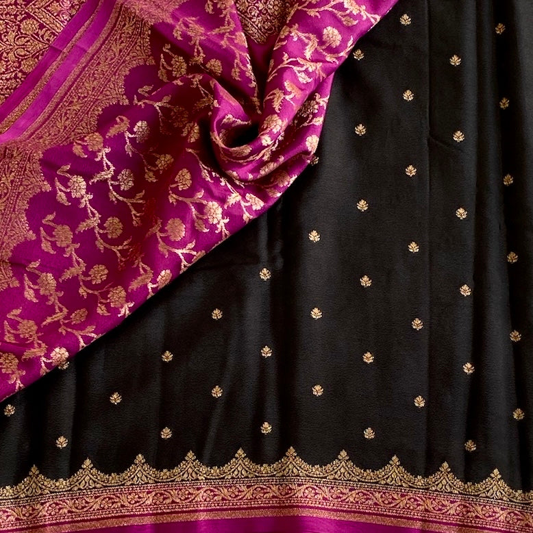 Jet Black Kanjeevaram Pure Zari Silk Saree With Rani Pink Pallu