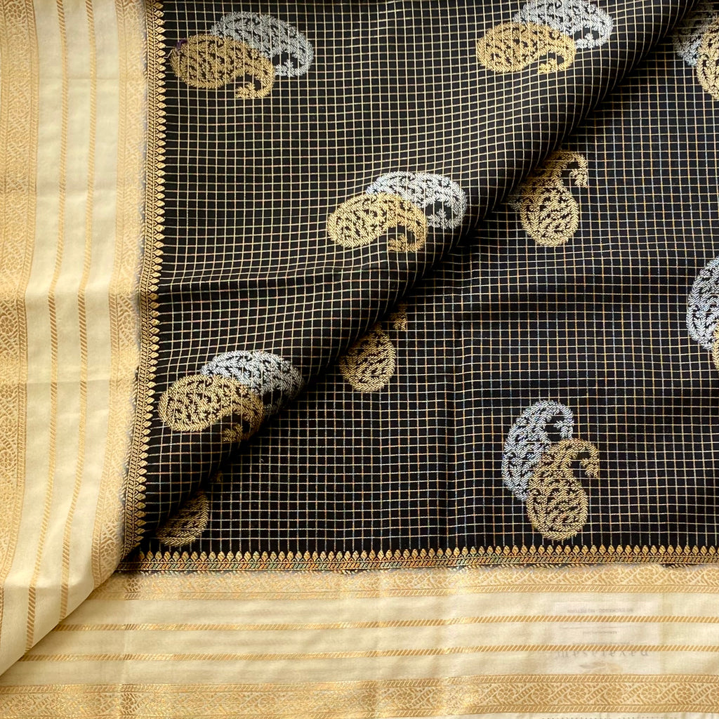 Elegant Black Gold Paisley Brocade Saree with Champagne Gold Pallu