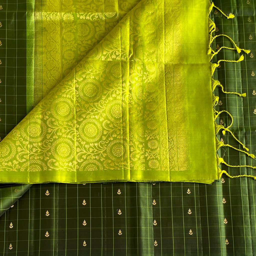 Bottle Green Designer Pure Silk Saree With Lime Green Pallu
