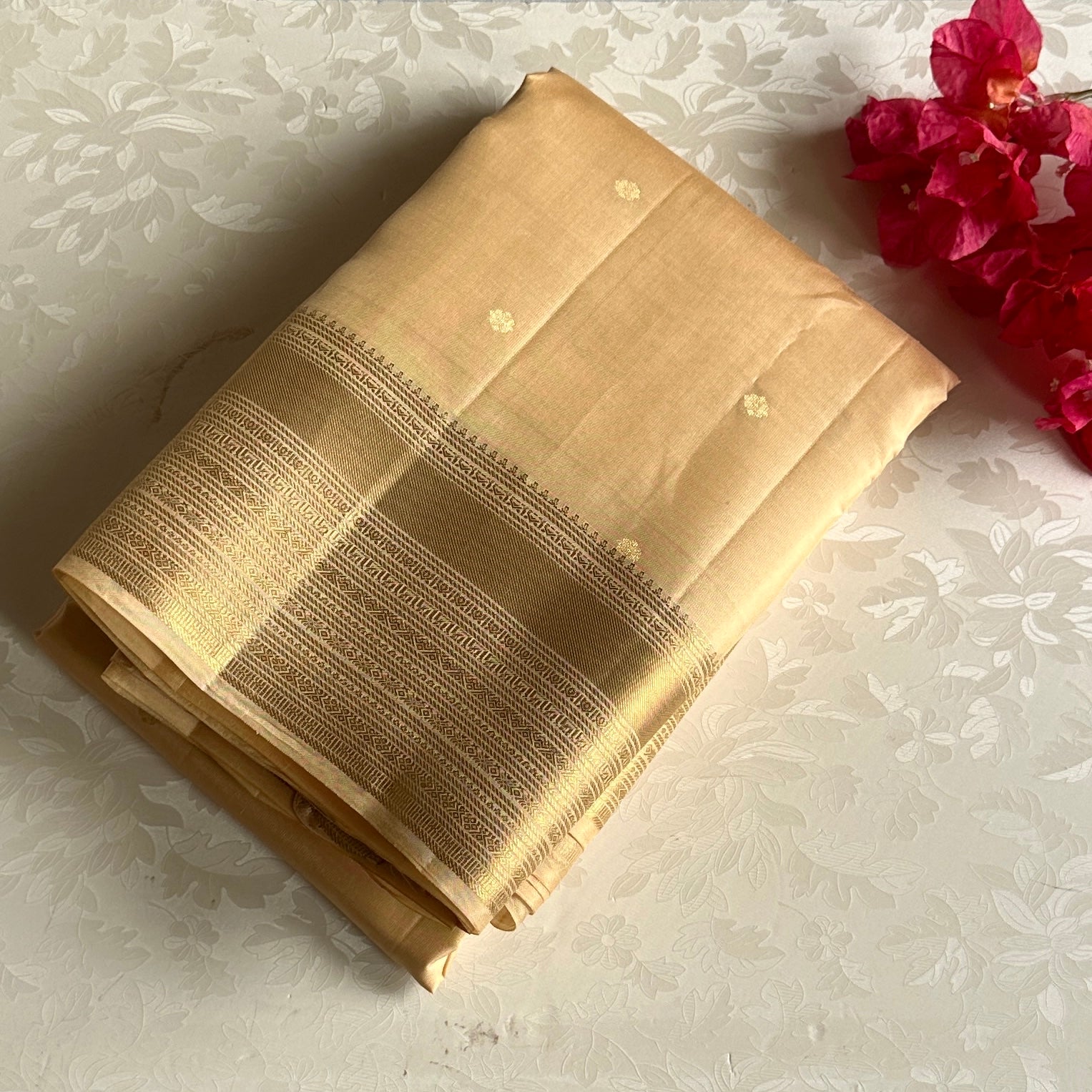 Antique Gold Designer Pure Silk Saree With Champagne Pallu