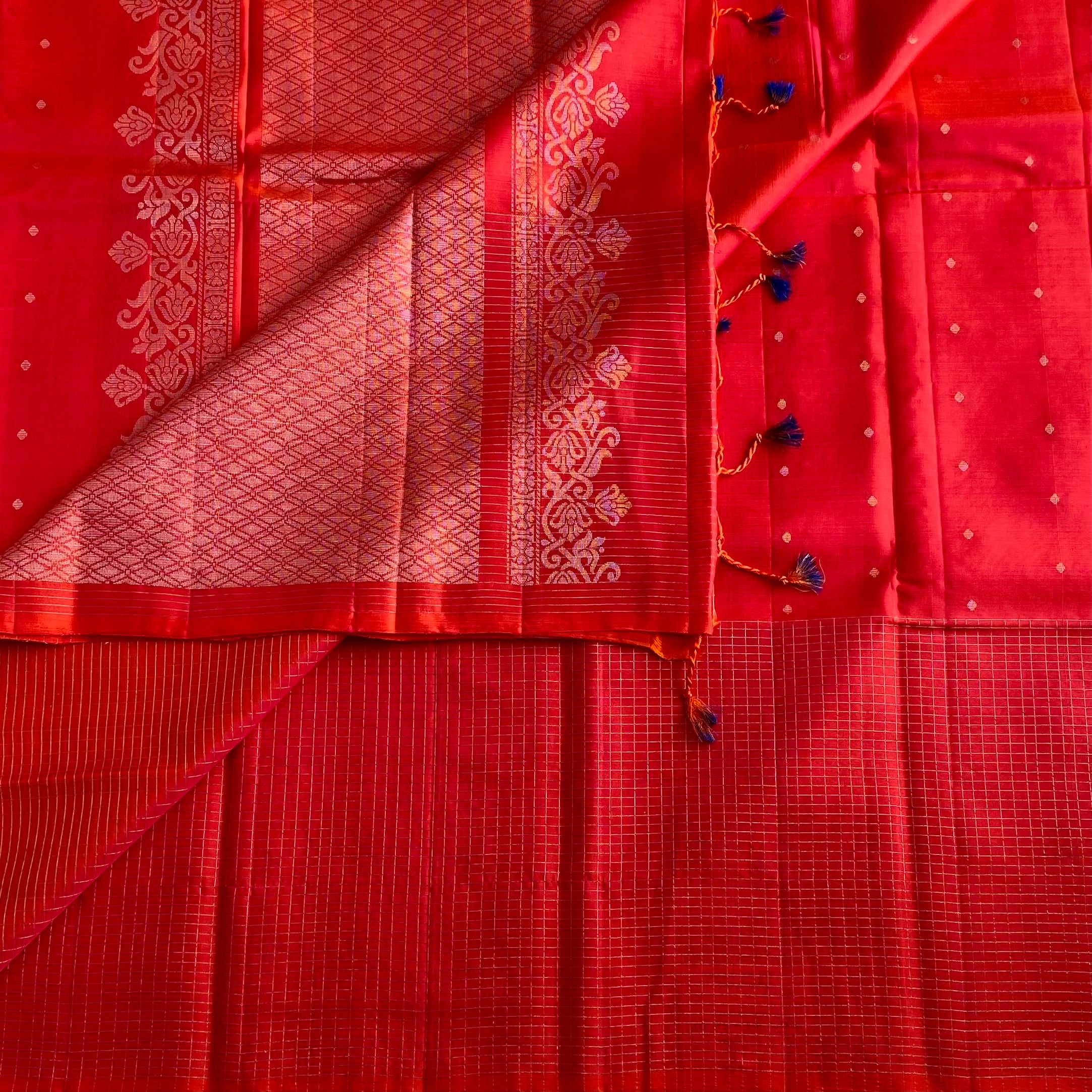 Scarlet Red And Gold Designer Pure Silk Saree With Floral Pallu