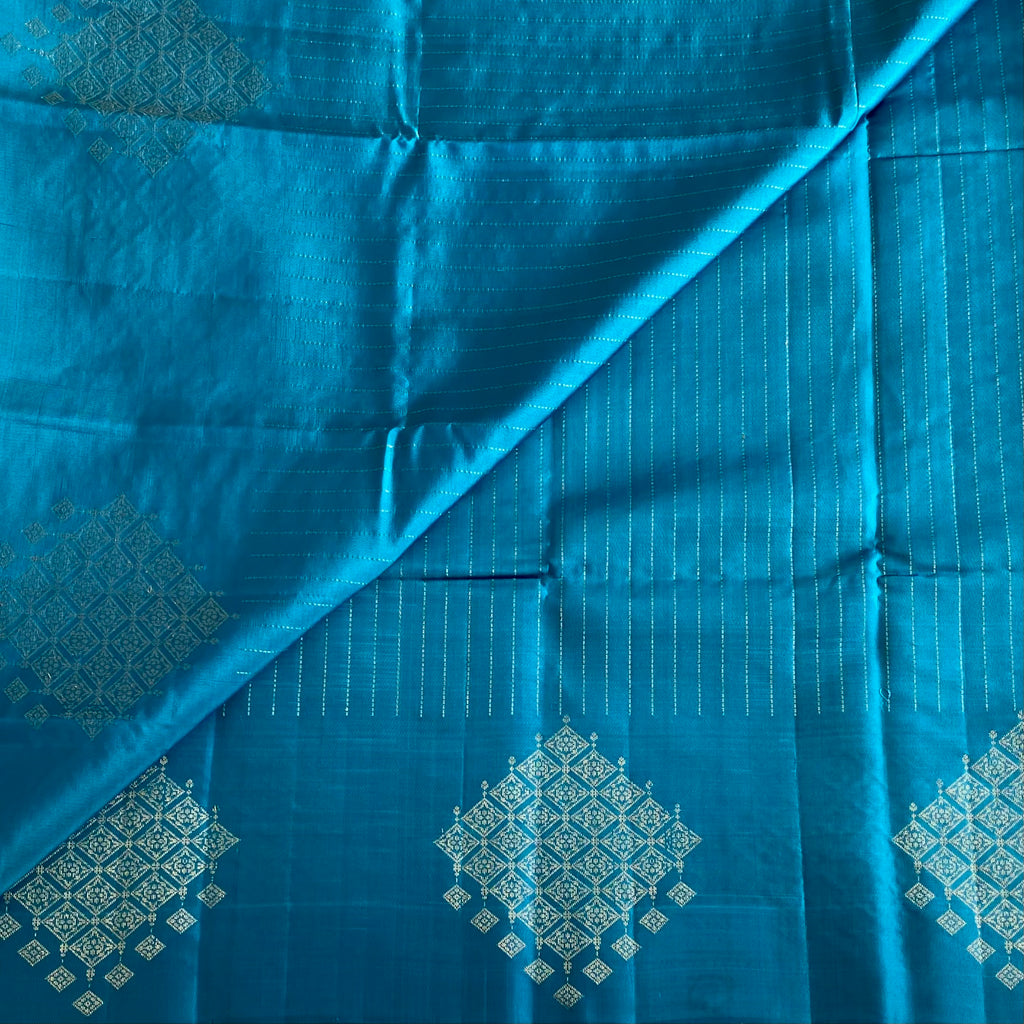 Deep Sky Blue Designer Pure Silk Saree With Antique Zari Pallu