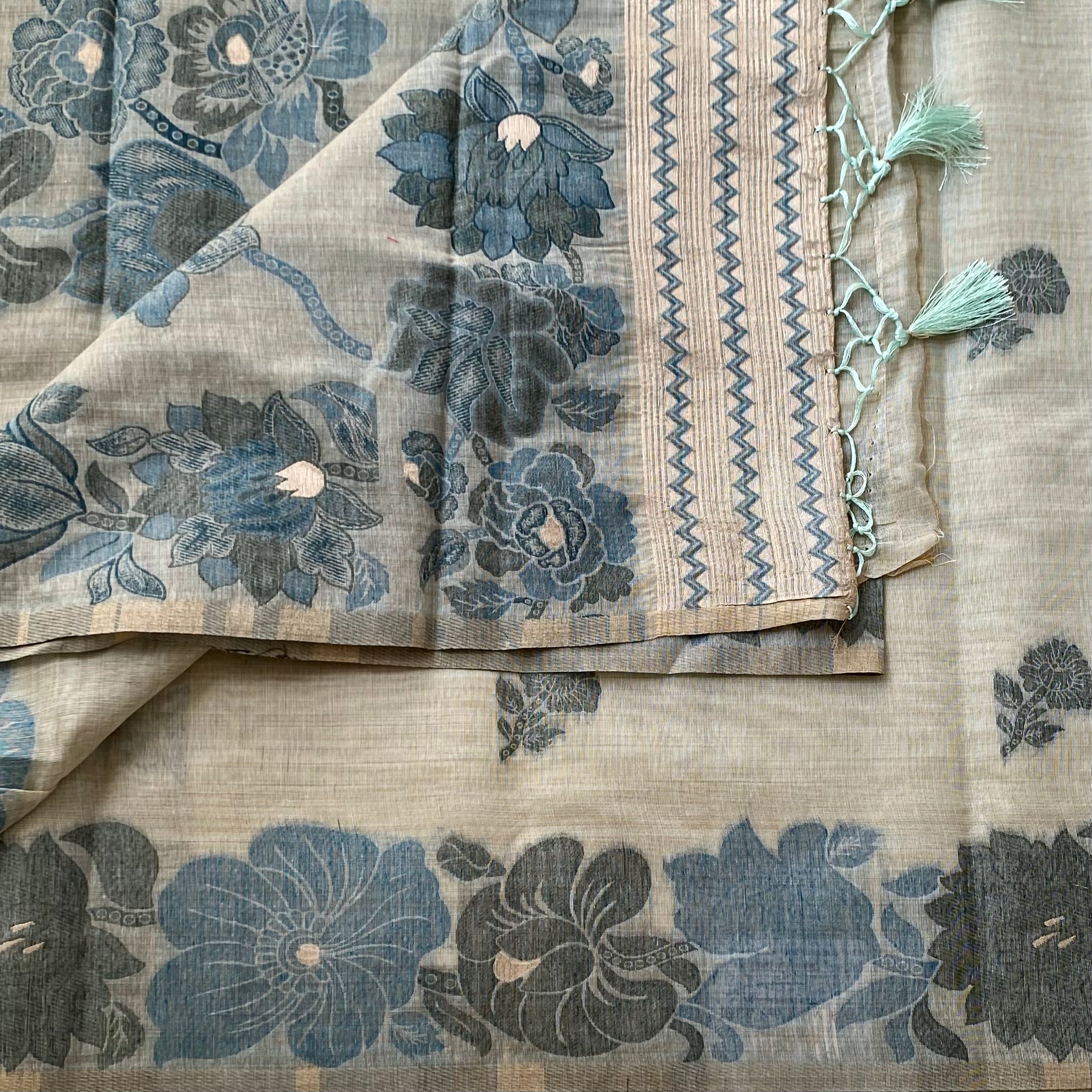 Elegant Sage Green Teal Floral Handloom Saree With Tassel Pallu