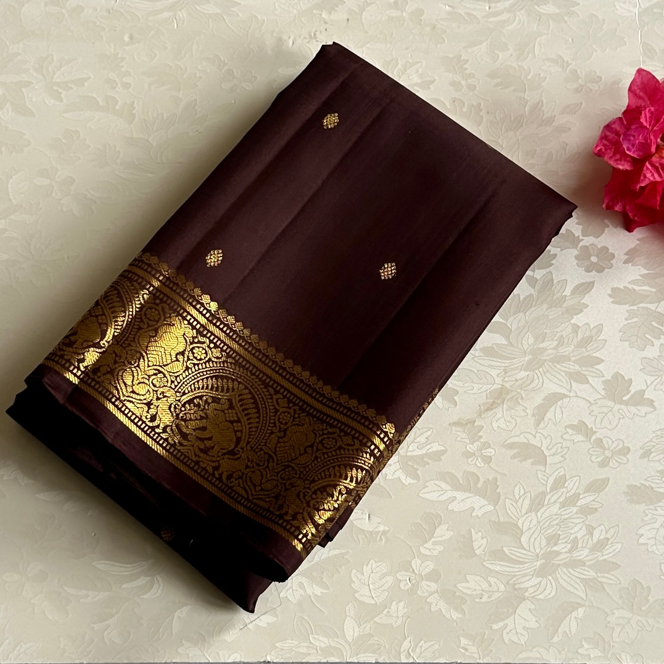 Coffee Brown handwoven Pure Kanjeevaram with Pure Zari