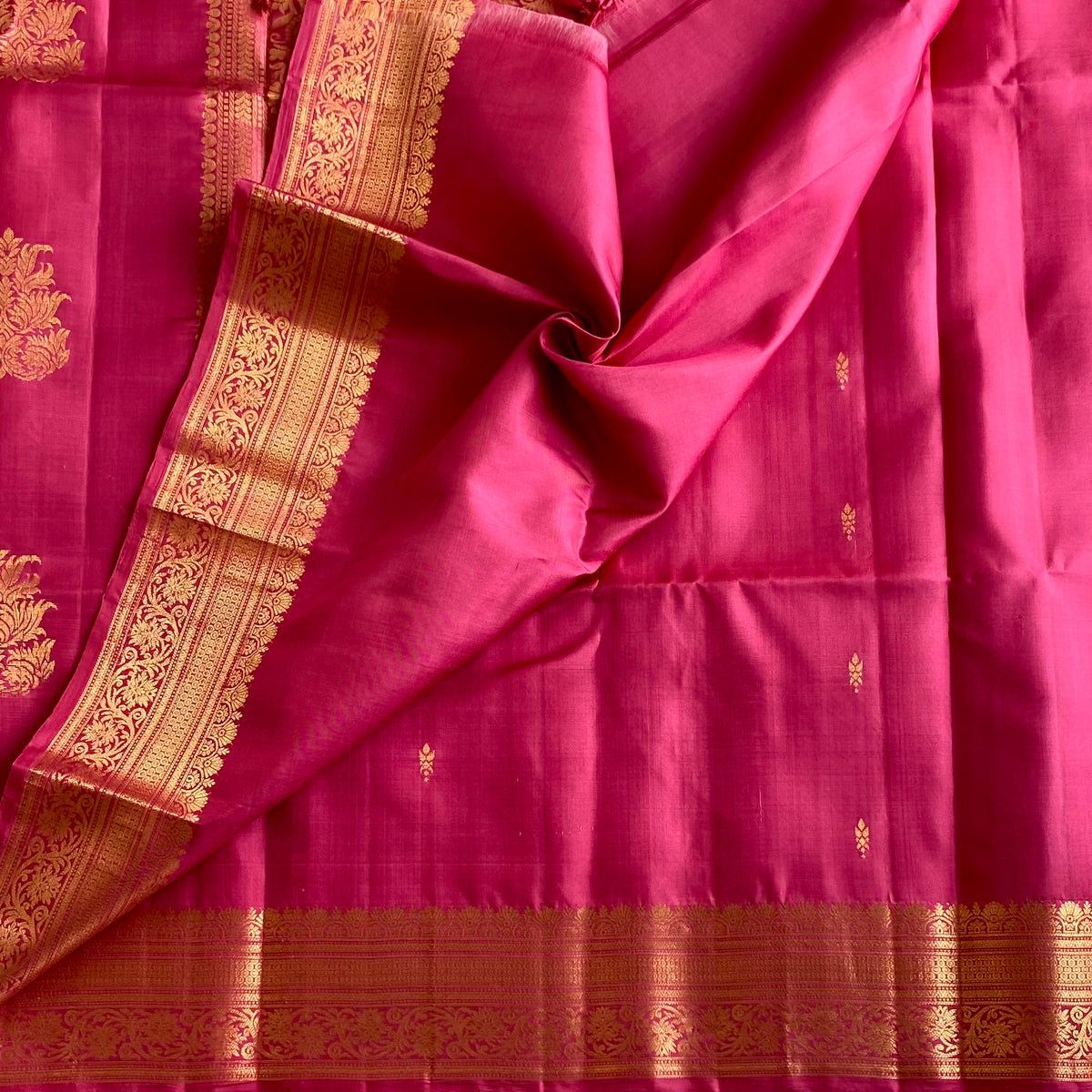 Dreamy Rose Pink Designer Pure Silk Saree With Metallic Gold Zari