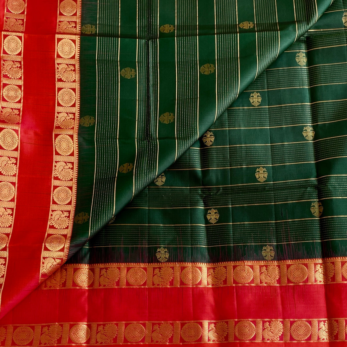 Deep Bottle Green Designer Pure Silk Saree With Kanakambari Contrast
