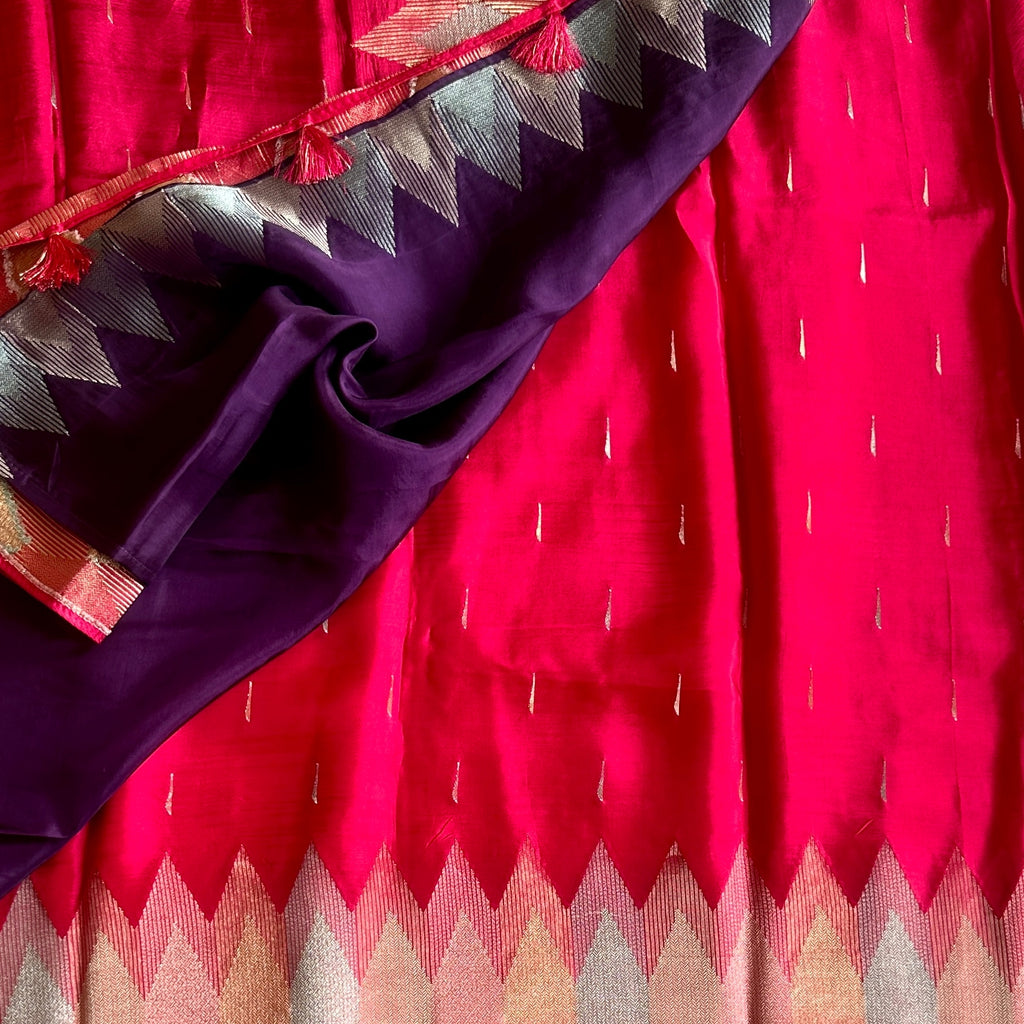 Elegant Fuchsia Silk Saree Metallic Copper Pallu Gold Zari Work