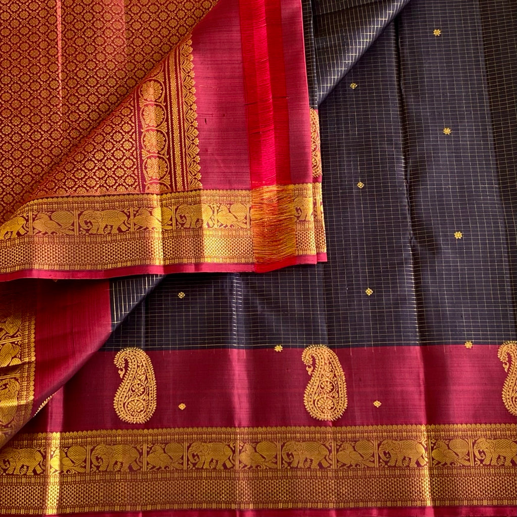 Kanjeevaram Pure Zari Silk Midnight Navy Micro Checkered With Magenta Stunner