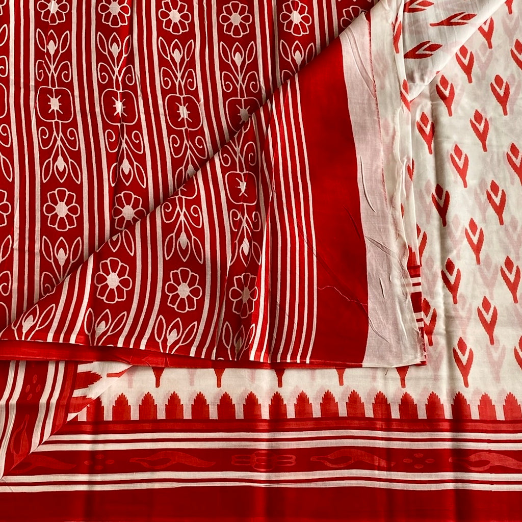 Ivory White With Crimson Red Everyday Elegance Printed Pallu