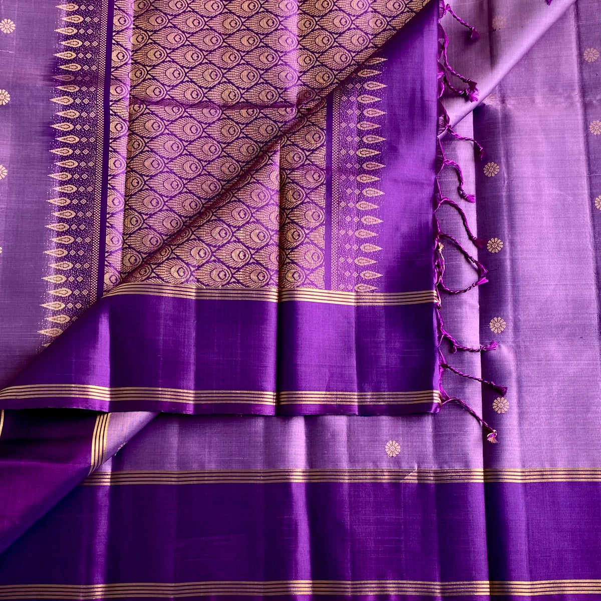 Metallic Lavender & Purple Designer Pure Silk with Intricate Woven Pallu