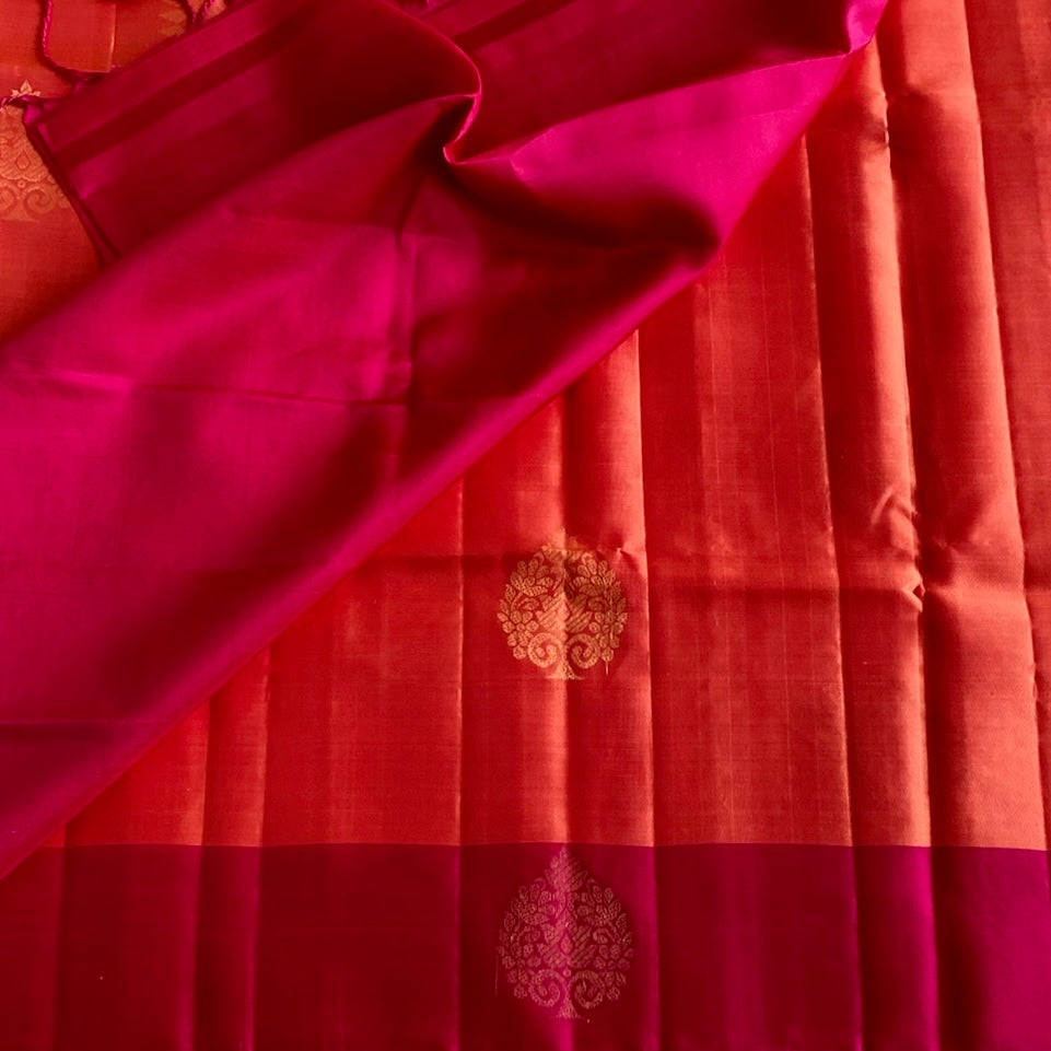 Kanakambari Orange Designer Pure Silk With Rani Pink Pallu