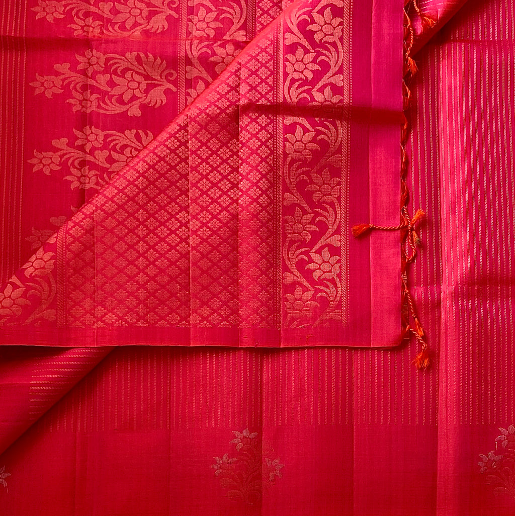 Fuchsia Pink Saree With Gold Woven Floral Pallu Tassel Fringe
