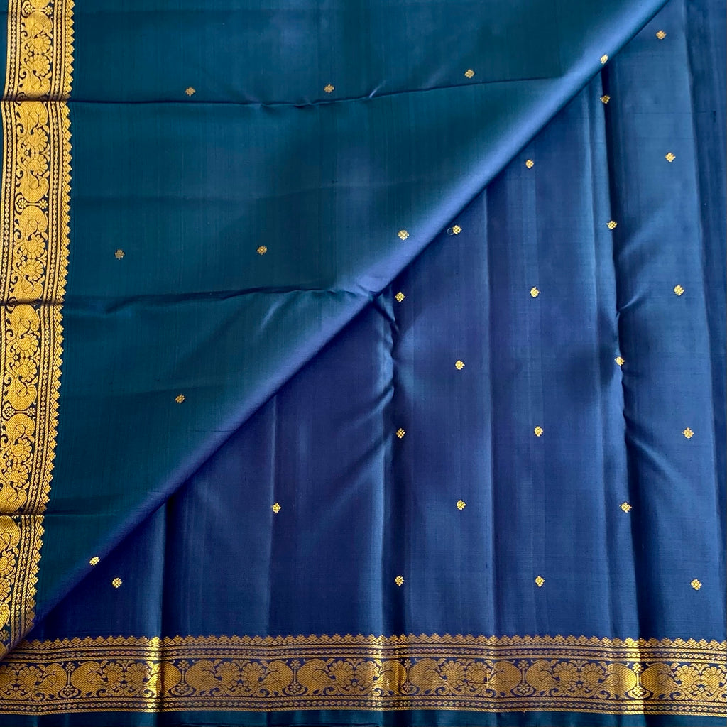 Stunner Peacock Blue Kanjeevaram Pure Zari Silk Saree With Antique Gold Border