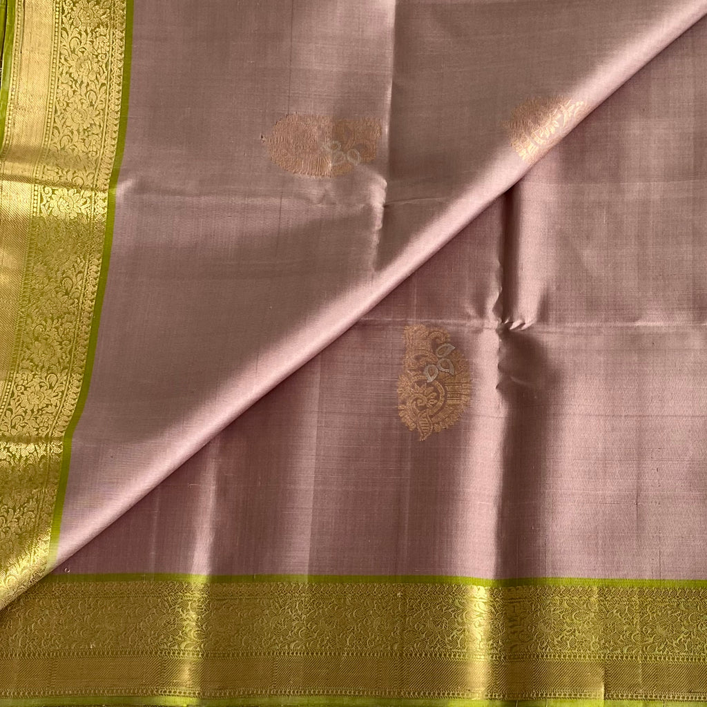 Mauve Designer Pure Silk Saree With Chartreuse Pallu And Gold Border