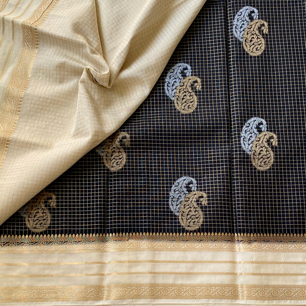 Elegant Black Gold Paisley Brocade Saree with Champagne Gold Pallu