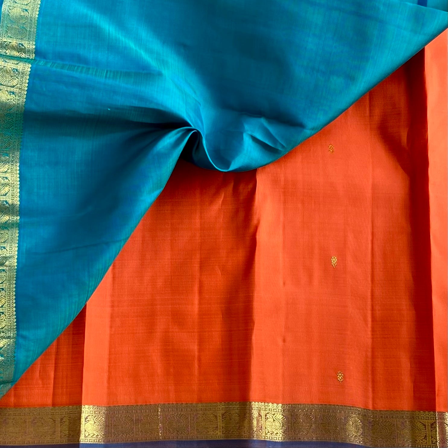 Tangerine Orange Kanjeevaram Pure Zari Silk Saree With Teal Blue Pallu