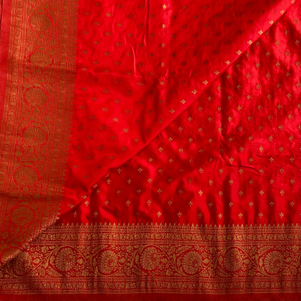 Crimson Red Soft Tussar Silk Saree With Antique Gold Paisley Pallu