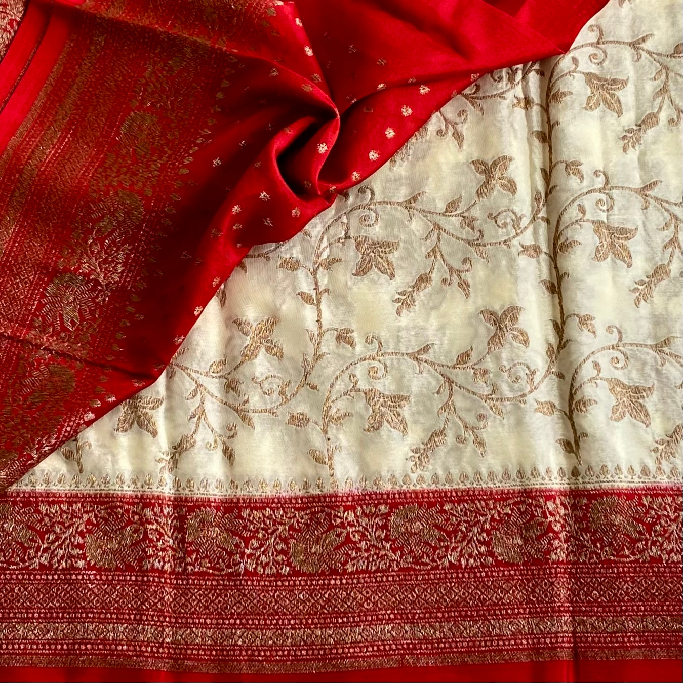 Dreamy Ivory Banarasi Crepe Silk Saree With Crimson Red Brocade