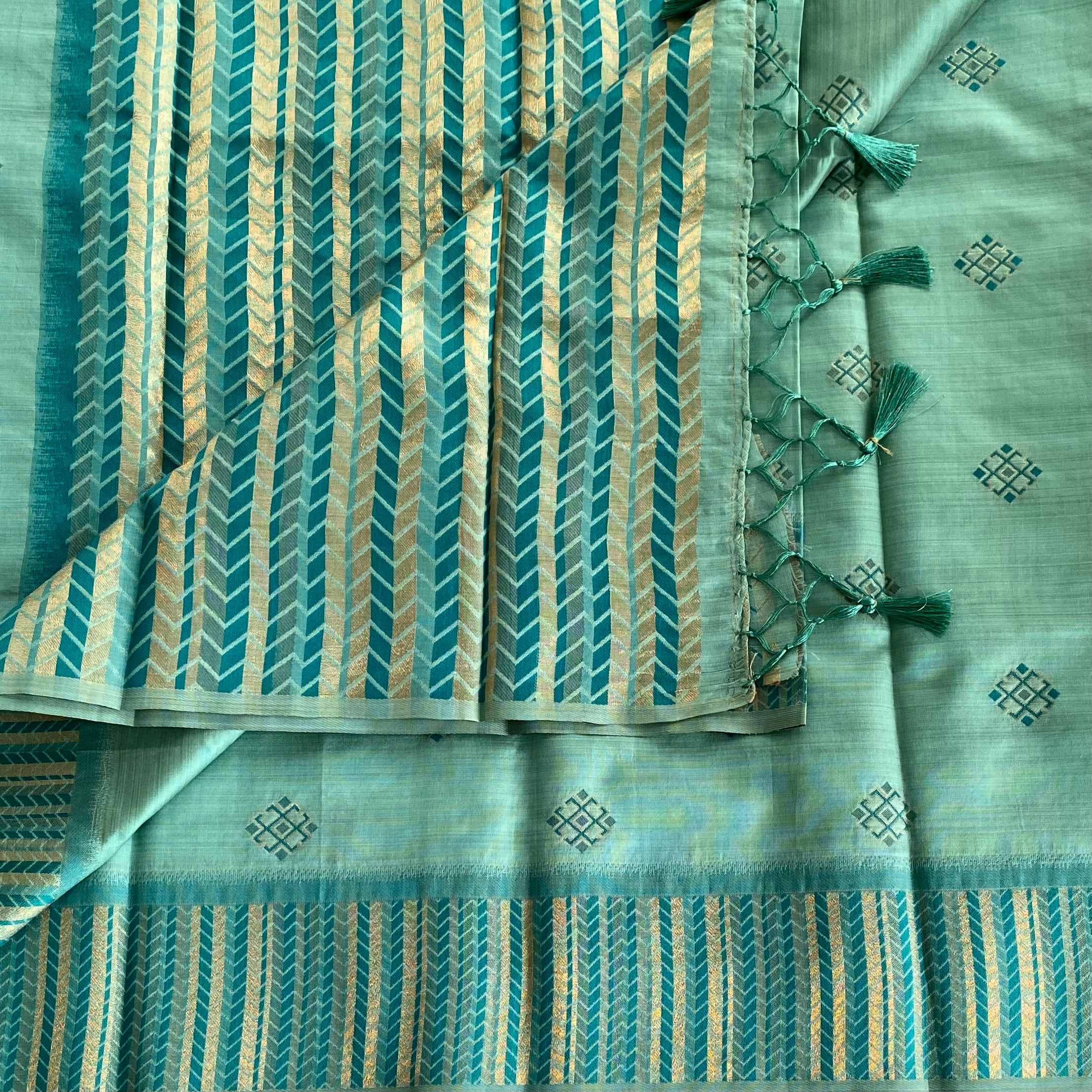Elegant Mint Aqua Teal Chevron Zari Saree With Tassel Pallu