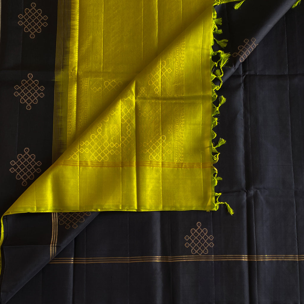 Stunning black with lime green handwoven Kollam designer lightweight pure silk