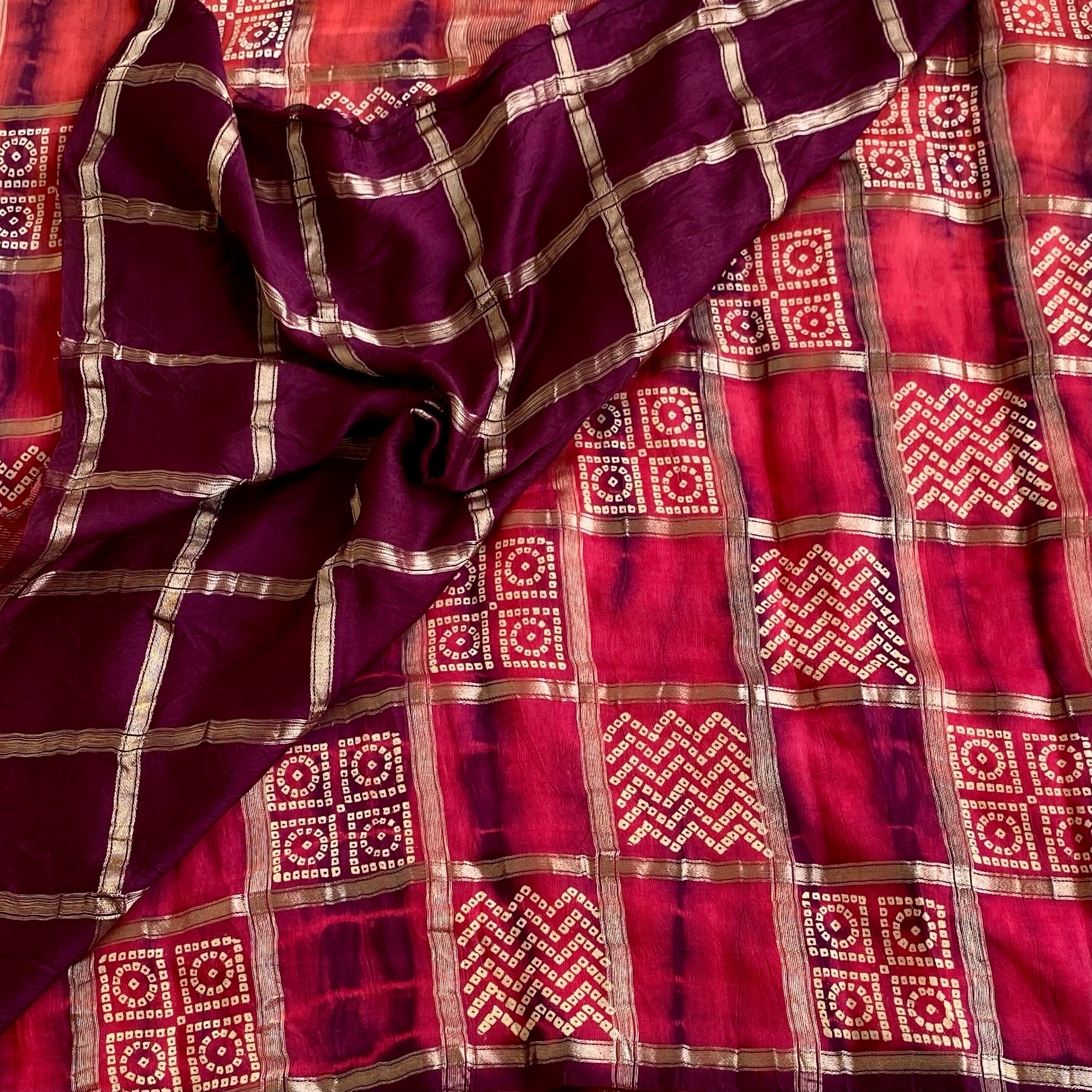 Ombre Shades of Rust, Brick & Purple With Beautiful Checkered Patterns