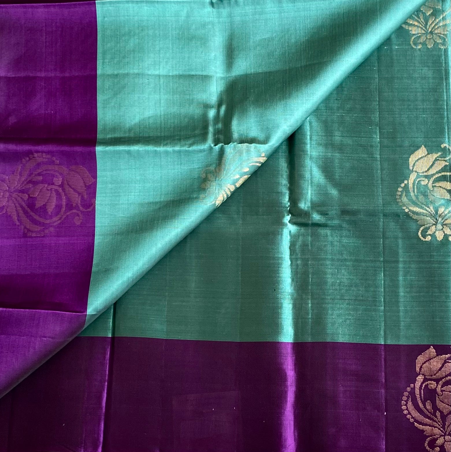 Purple Teal Silk Saree Gold Zari Pallu Paisley Border Traditional