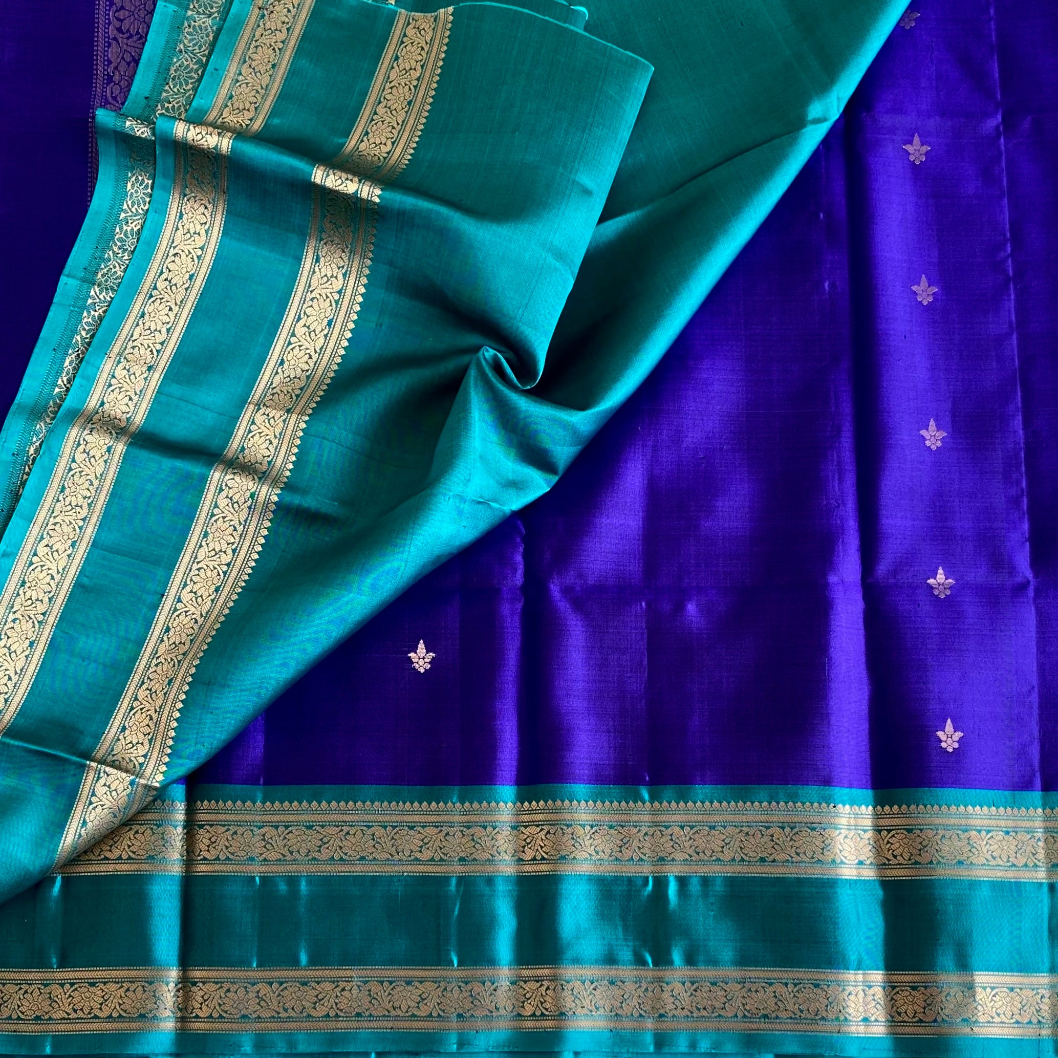 Royal Blue Designer Pure Silk Saree With Teal Blue Pallu
