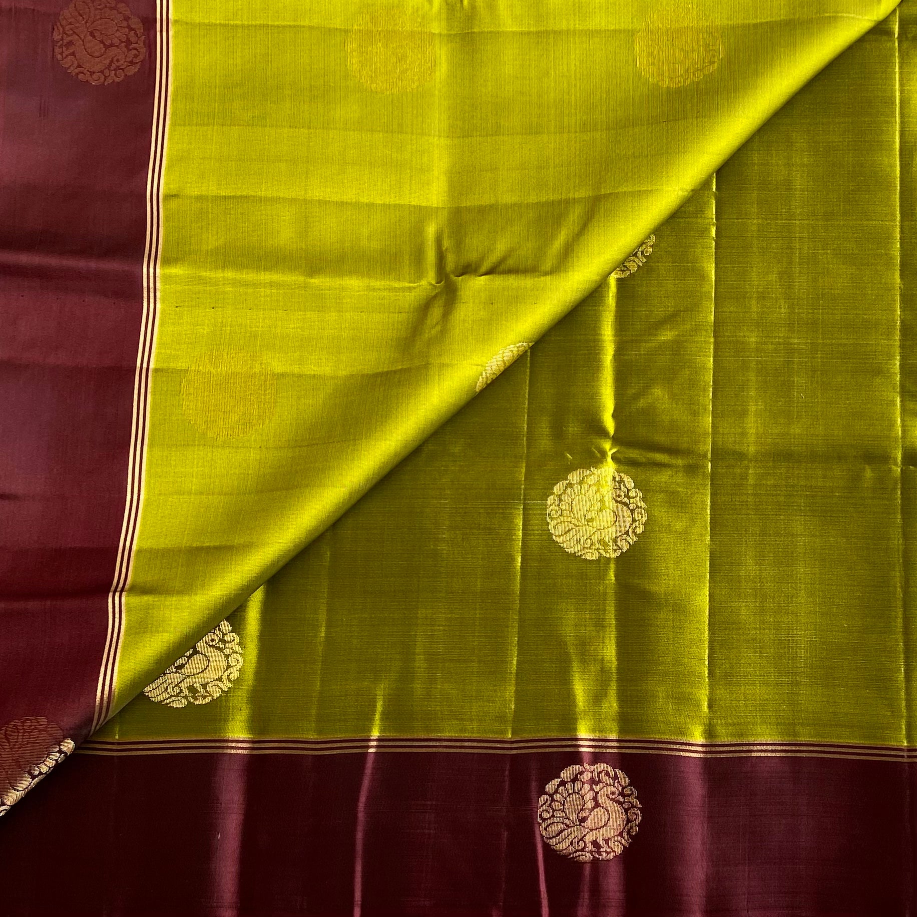 Chartreuse Green Designer Pure Silk Saree With Deep Maroon Pallu