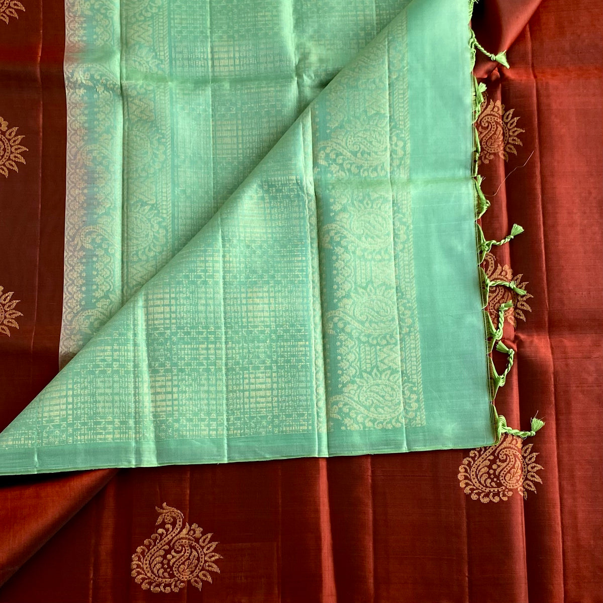 Deep Rust Maroon Designer Pure Silk Saree With Mint Green Pallu