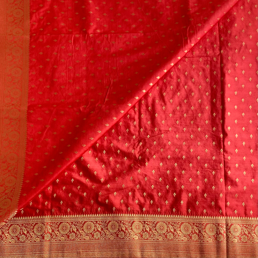 Coral Kanakambari Soft Crepe Silk Saree With Antique Gold Buti Border