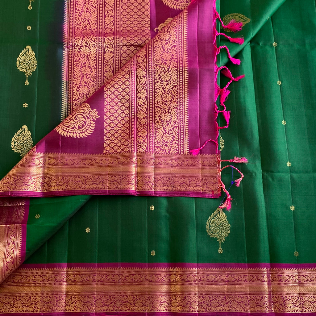 Bottle Green Designer Pure Silk Saree With Rani Pink Pallu
